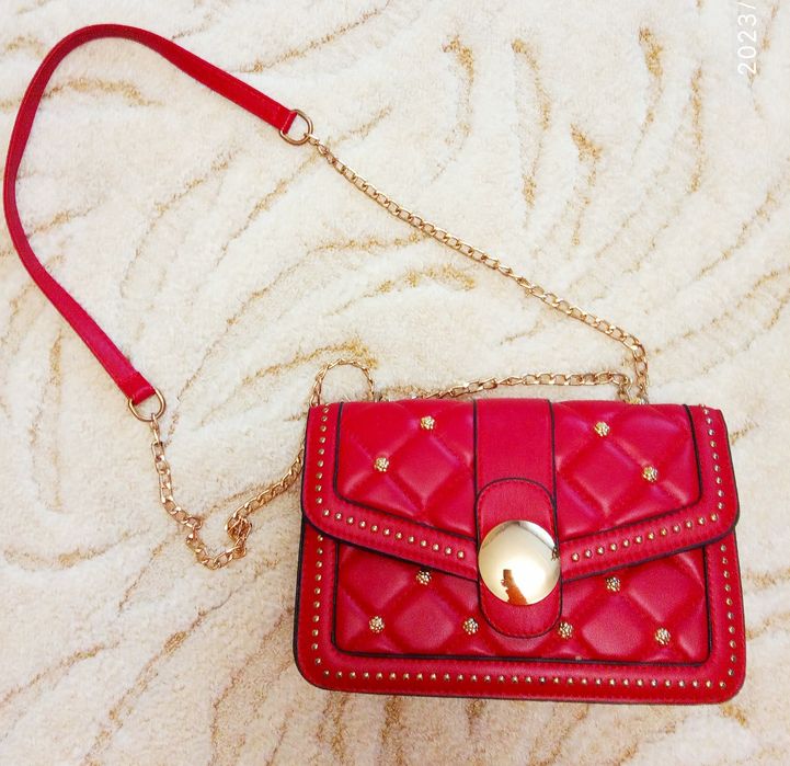 Продам сумочку женскую