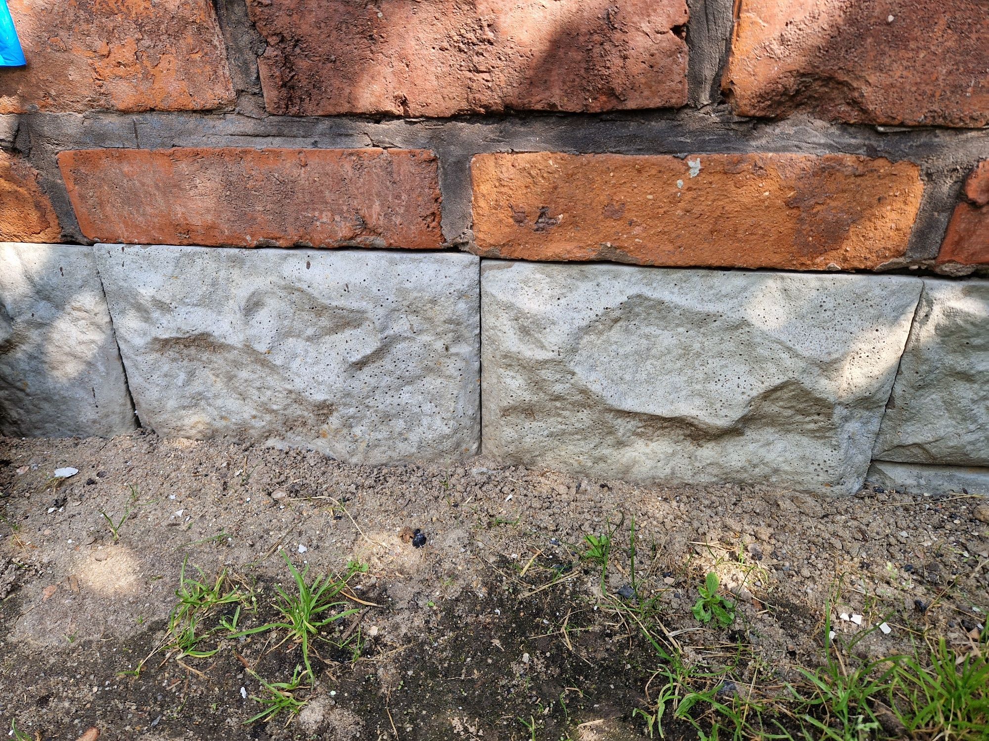 Formy foremki do betonu 20 SZTUK plastikowe płytki podmurówka elewacja