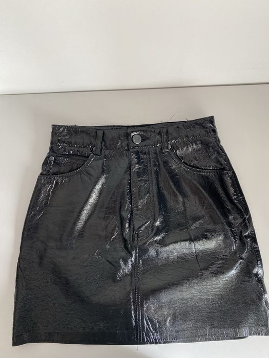 Лакова спідниця pull&bear