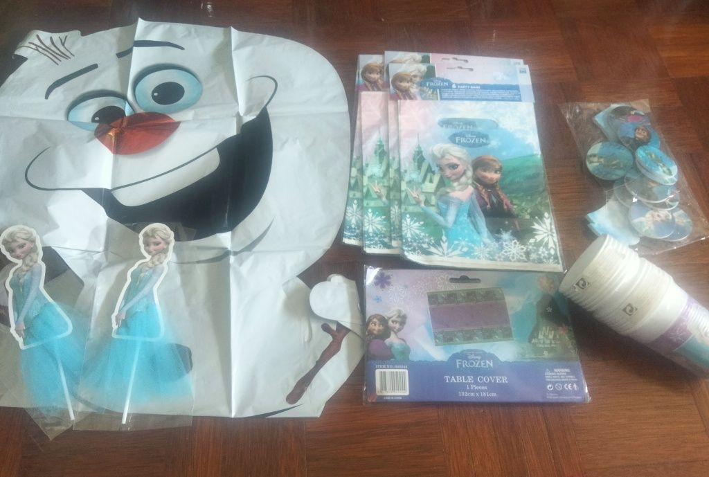 Conjunto festa de aniversário da Frozen da Disney