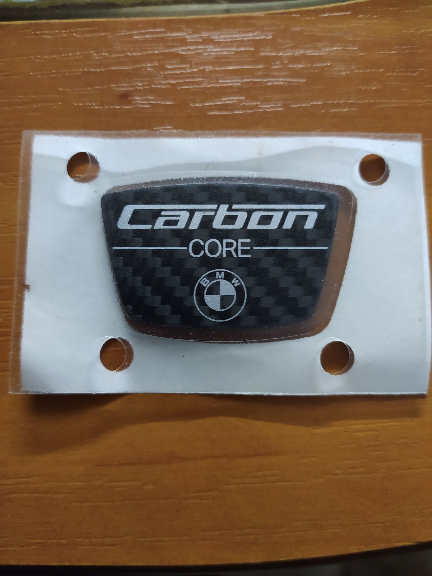 Emblemat Carbon-Core BMW 7 G11 G12 8 G16 Nowy oryginalny