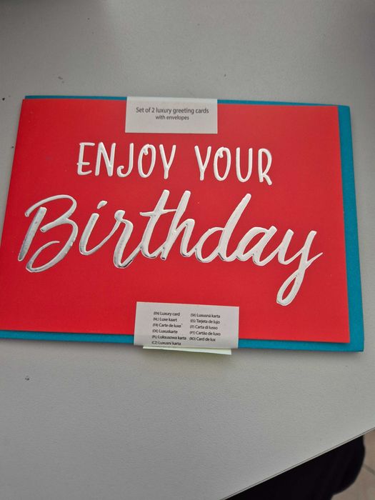 Komplet dwóch kartek urodzinowych gratulacyjnych niebieska i czerwona