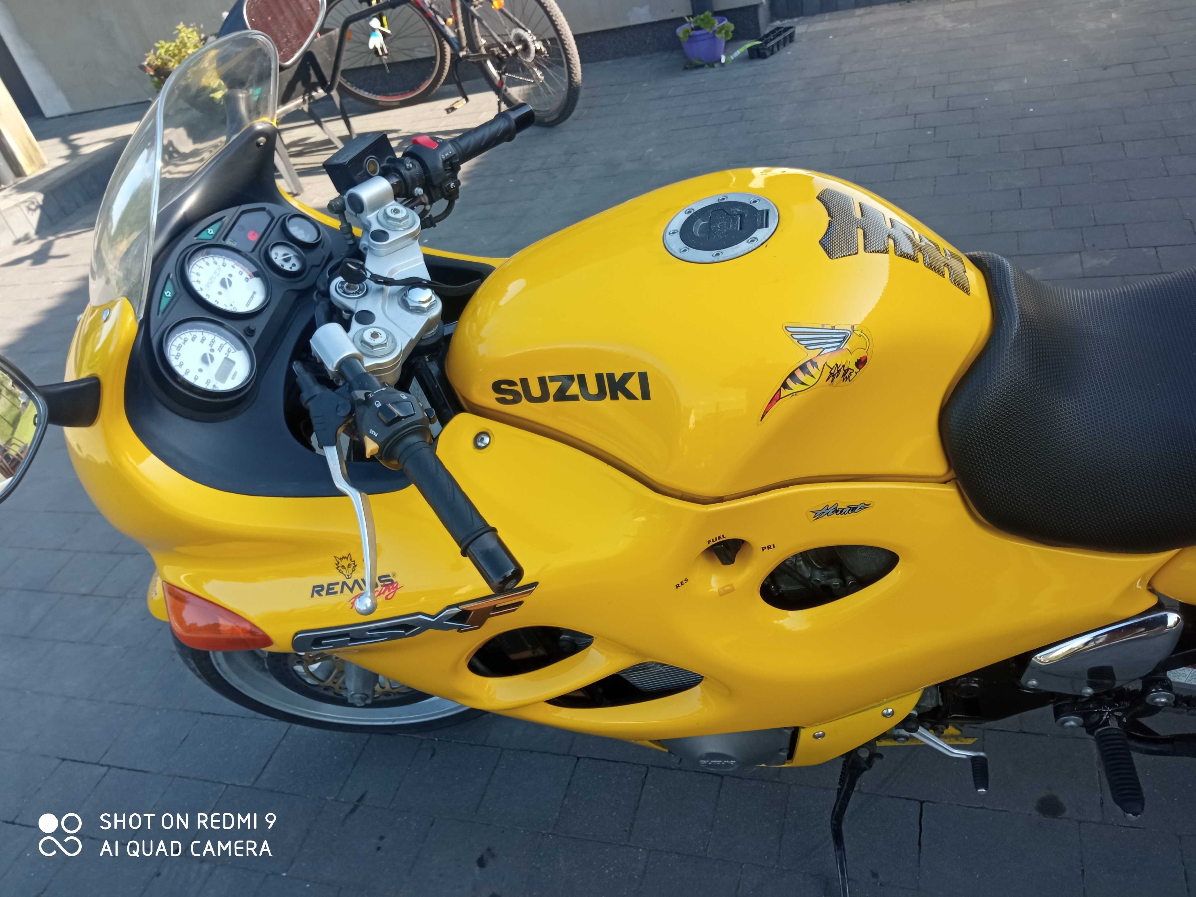 Suzuki GSXF 600 z  1999r.