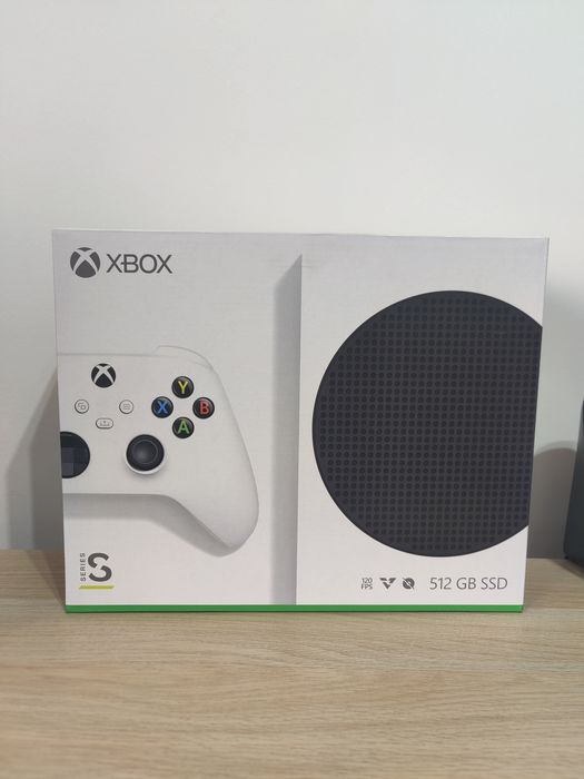 Xbox Series S + Extras