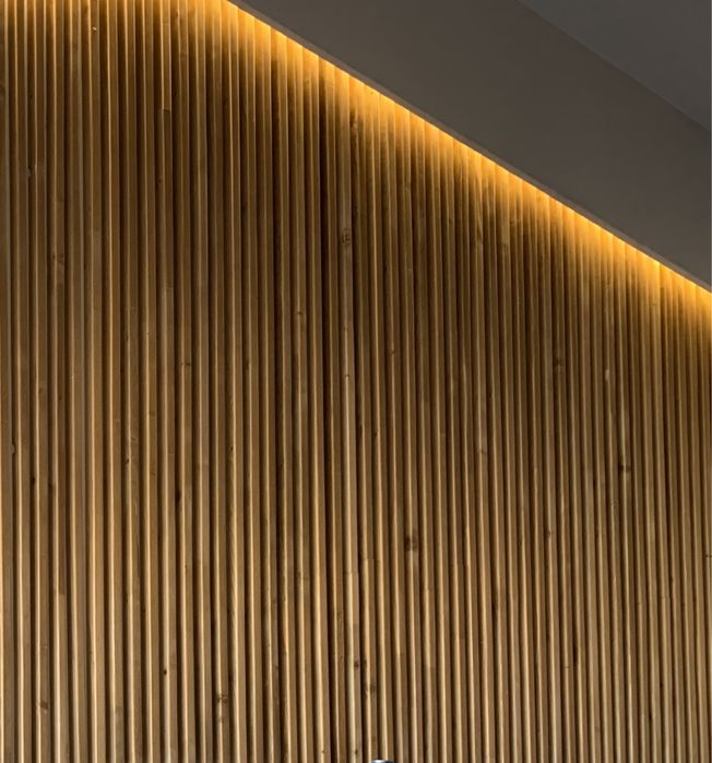 Рейка деревянная на стену