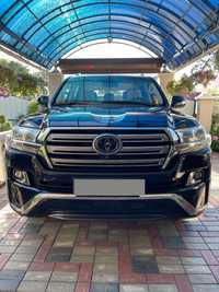 Toyota Land Cruiser 200 Premium 2016