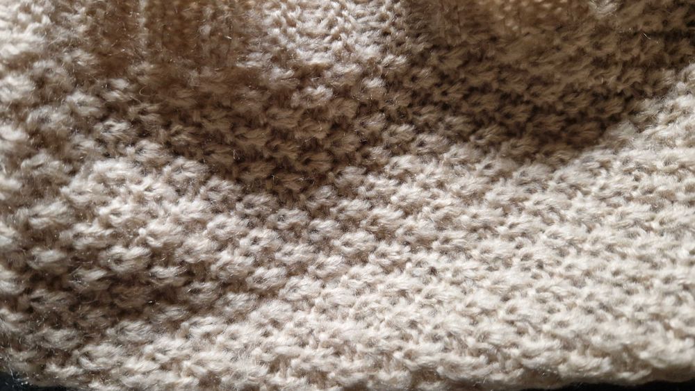 Gola para pescoço senhora, marca Parfois, cor beje