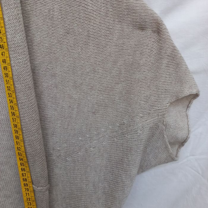 Casaco unisexo bege modelo morcego Tam. M