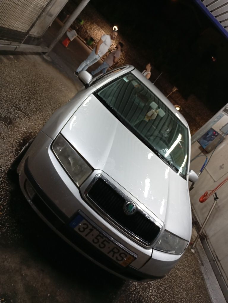 Skoda Fabia 1.4 mpi .