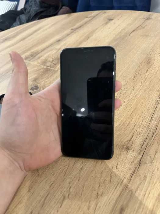 iPhone 11 pro max 256 gb unlock