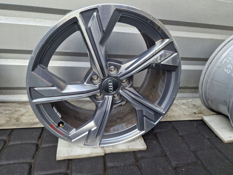 ORYGINALNA Felga Audi OE 18" 8,0" ET 46 5x112 8Y0.601.025.P A3 S3 8Y