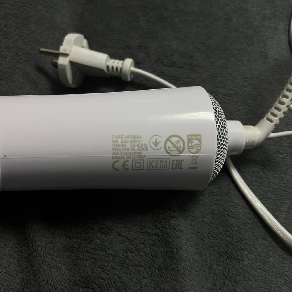 Фен-Щетка стайлер PHILIPS Rotating volume brush HP8664/00 как dyson