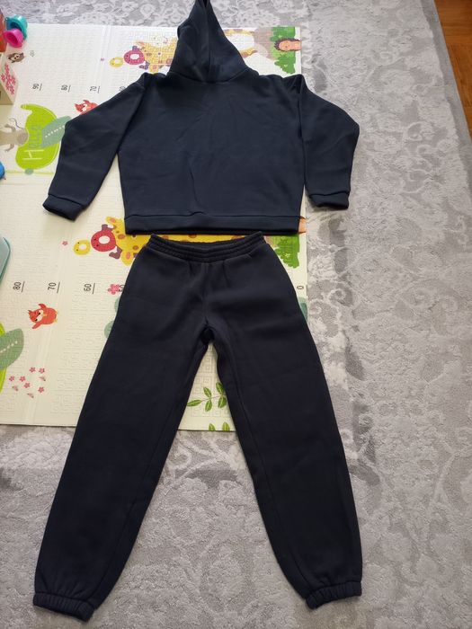 Новий флісовий (груба фліска) спортивний костюм.