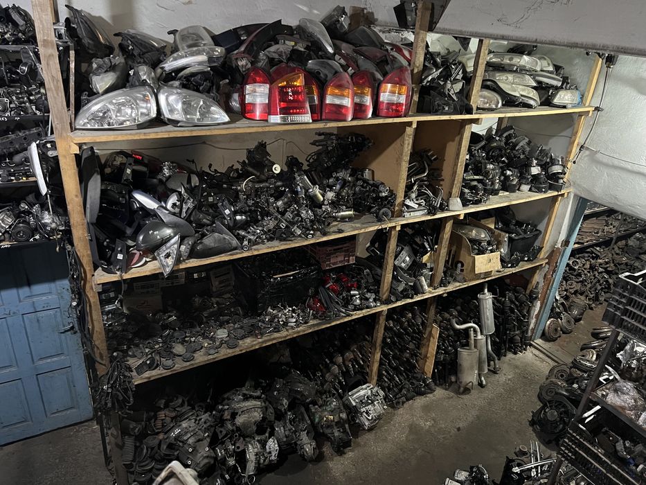 Розборка опель корса д Opel corsa d 1.0 1.2 1.4 1.3 1.7  запчастини