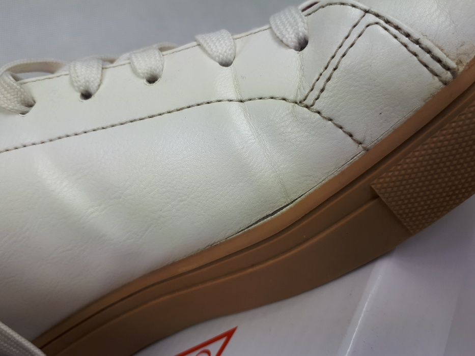 Męskie sneakersy GUESS białe monigram brąz 43 oryginalne