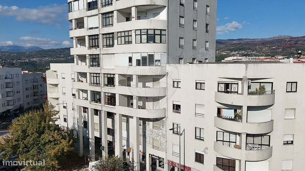 Apartamento T4 para venda