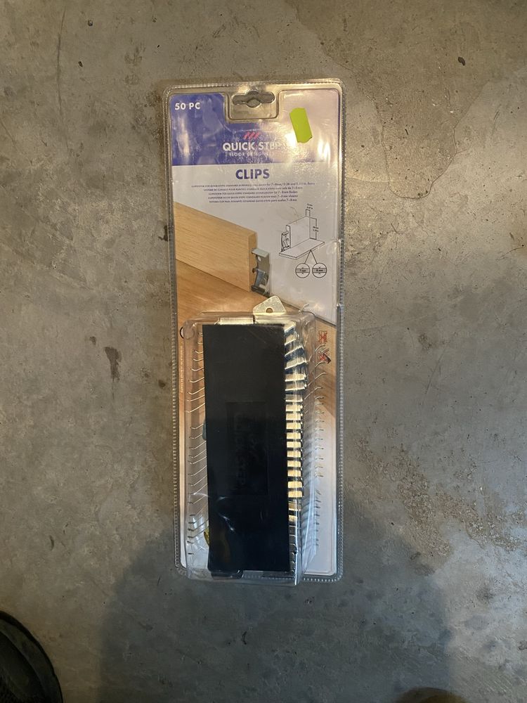 Quickstep Pergo klipsy listwy 7-8mm QSCLIPSKME7080A
