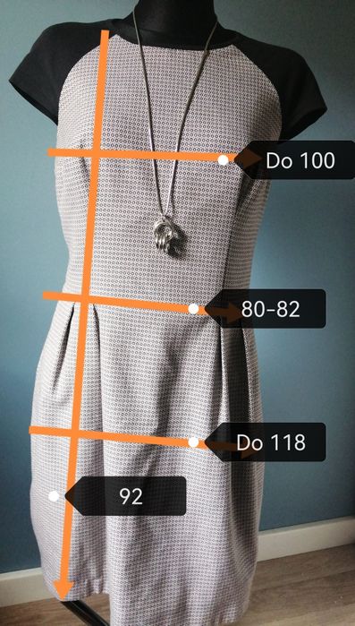 Sukienka w kratkę Mohito