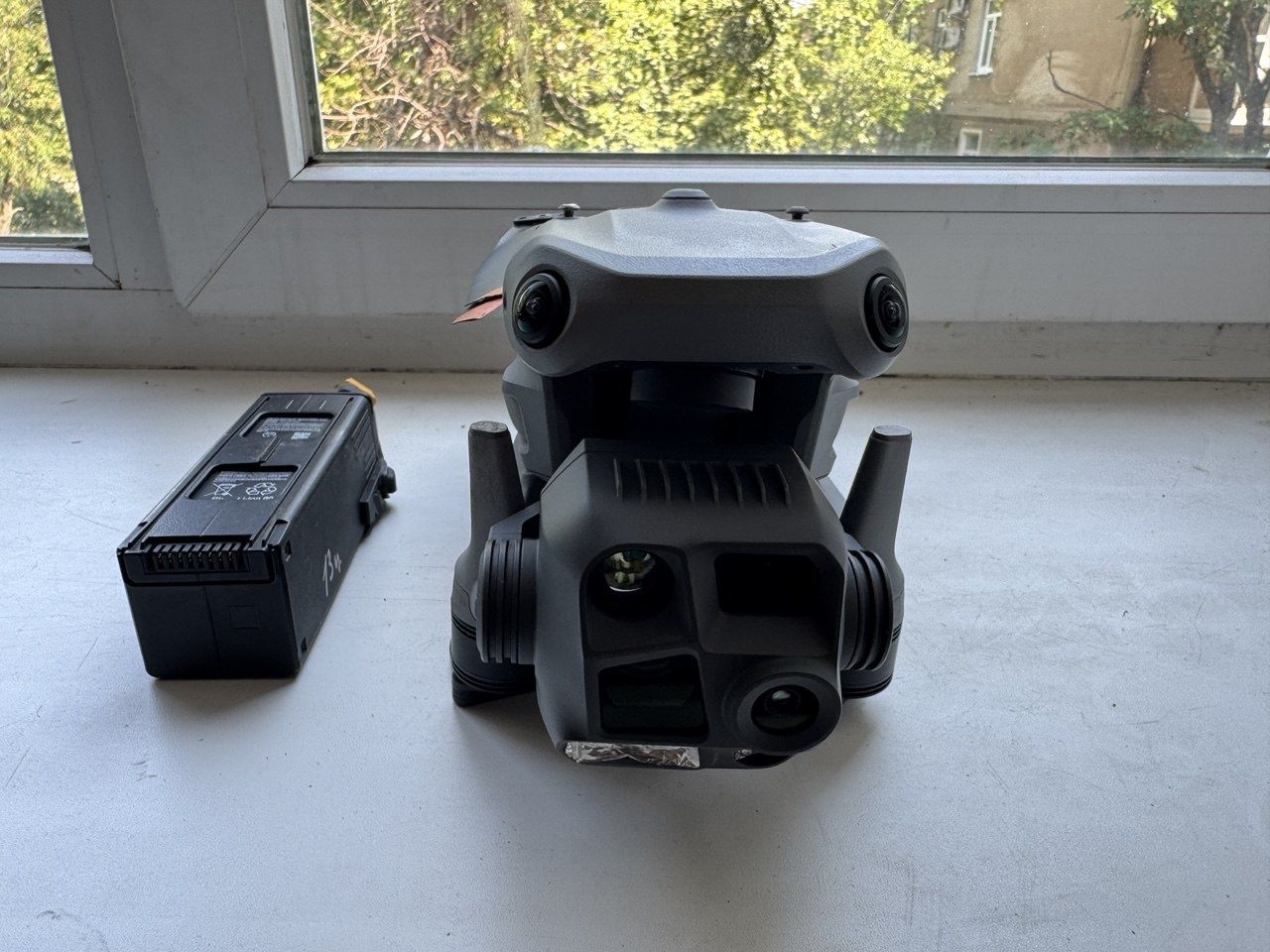 Квадрокоптер DJI Matrice 4T