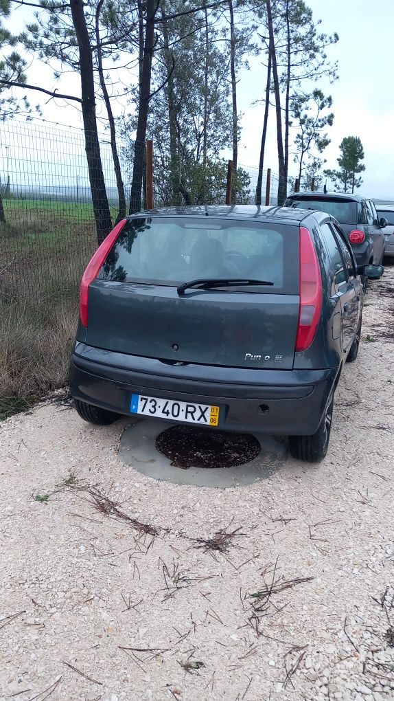 Fiat punto 2001 com inspeção até 05/26