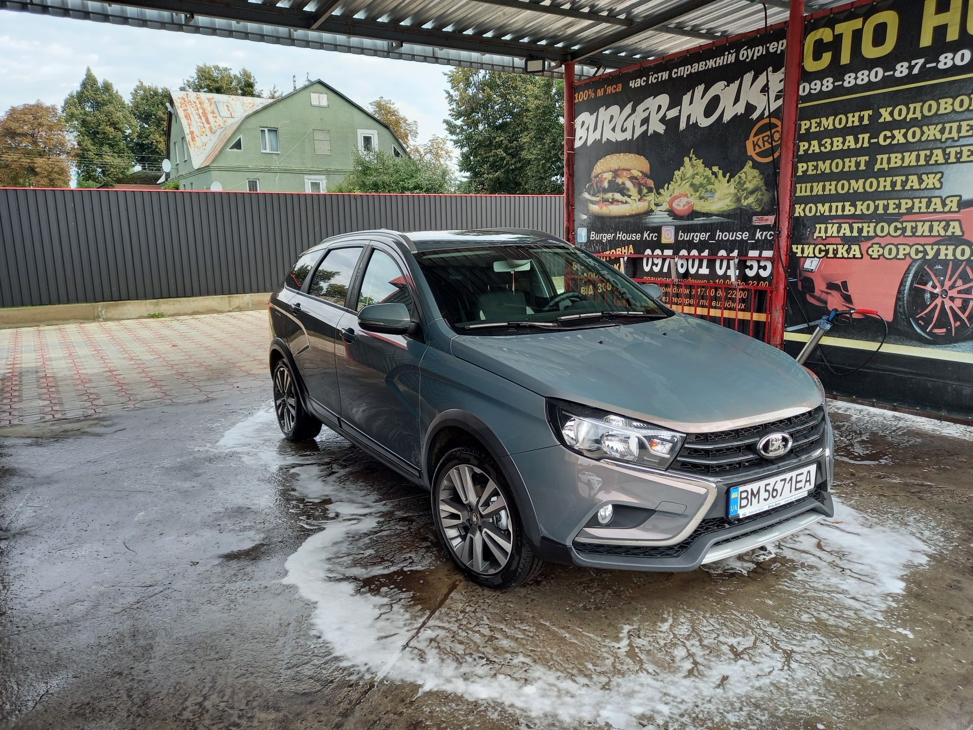 Lada vesta sw kross