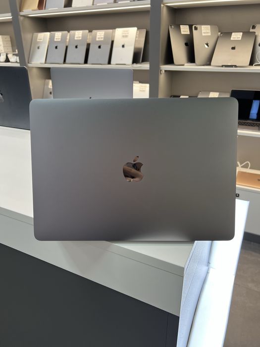 Ноутбук MacBook Air 13” 2019 i5 8ОЗУ 256GB SSD стан  9,5/10 #83360
