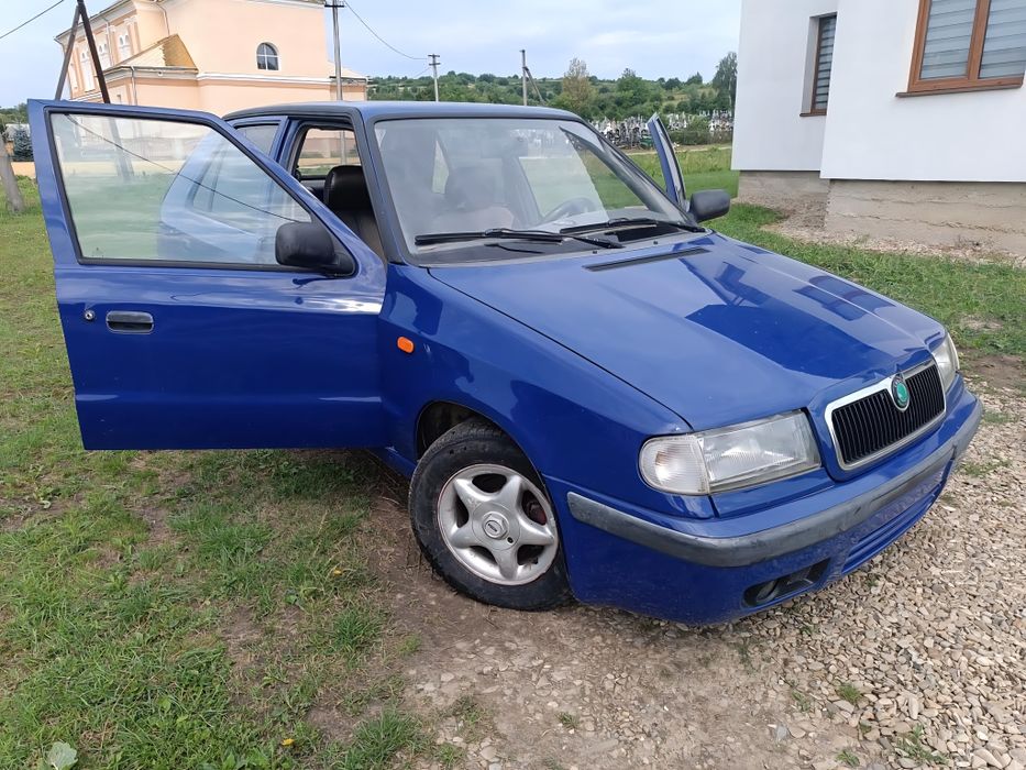 Продається Шкода феліція рестайлінг
 З 1.6 бензиновим інжекто