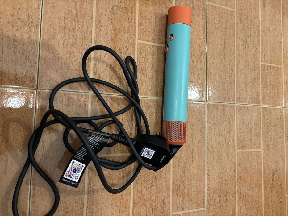 Dyson Airwrap ID – Liso + Encaracolado