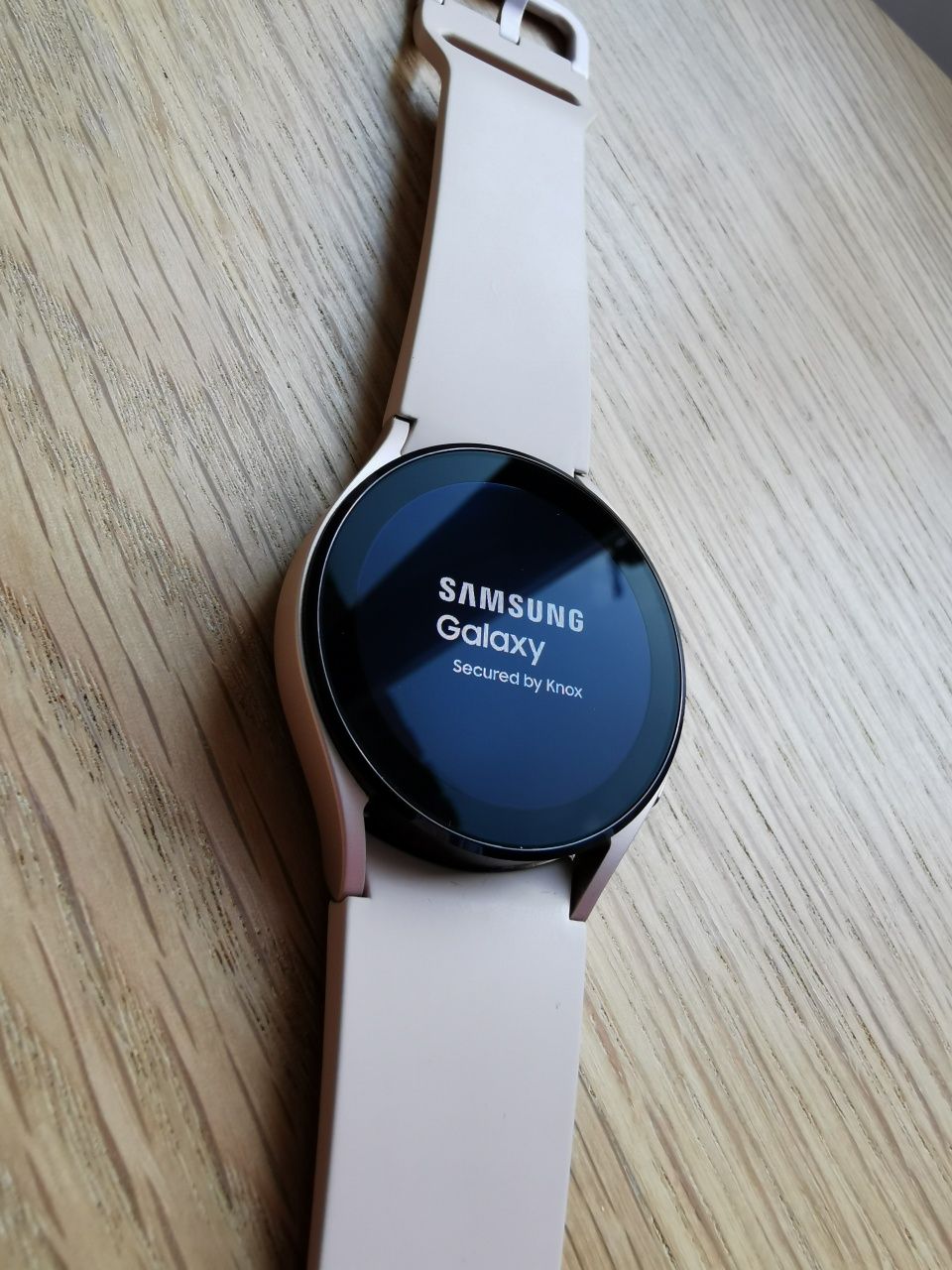 Smartwatch Samsung Galaxy watch 4 40mm różowy pink gold jak nowy