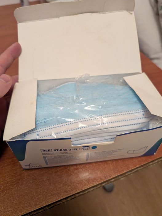 Maseczki około 50 sztuk