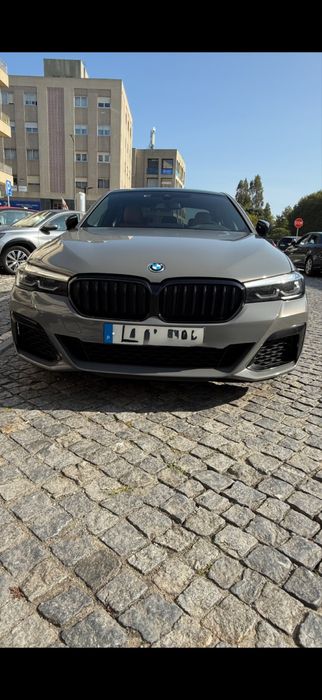 BMW 530e Pack M como novo