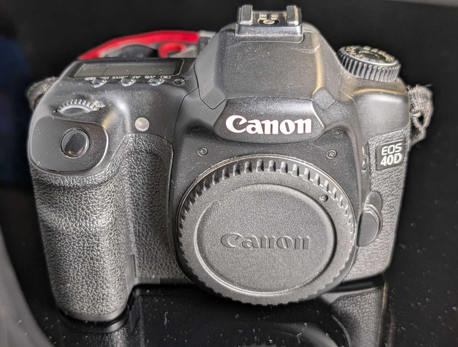 Canon 40D - body, stan dobry, bateria + karta pamięci