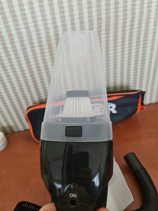 Odkurzacz samochodowy Grafner 100W