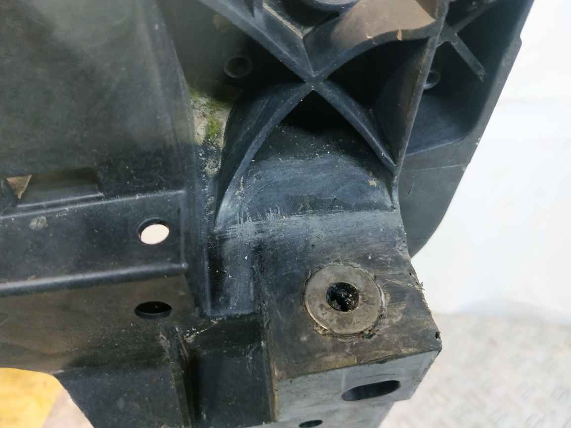VAG Skoda Octavia 4 20- панель передня  TE0536 5E3805588A