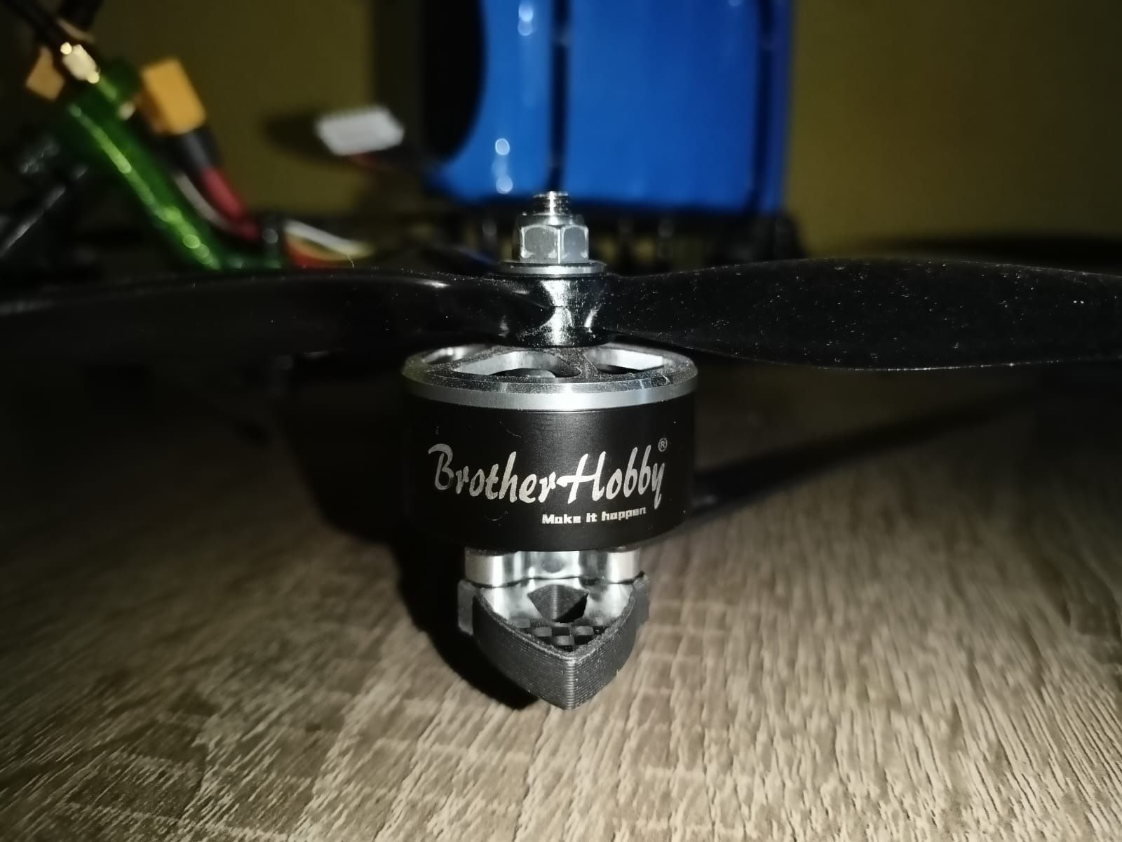 FPV 8 Karbon Новый