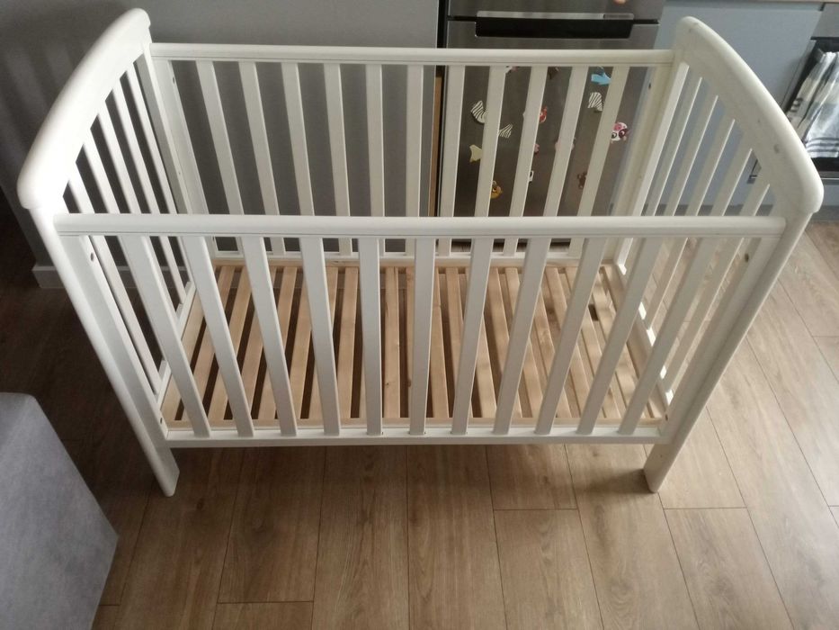 Łóżeczko niemowlęce