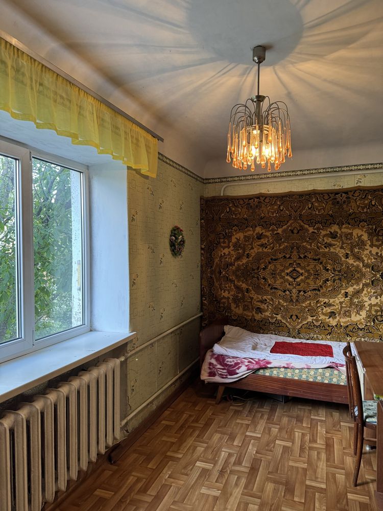 Продам 2-кімнатну квартиру