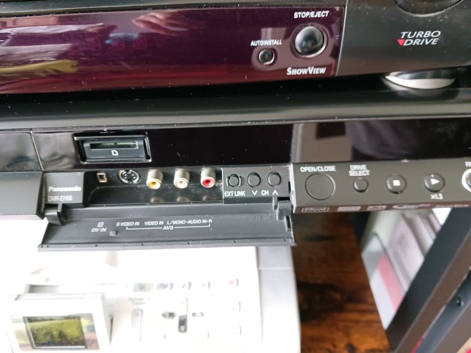 Panasonic DMR-EH56