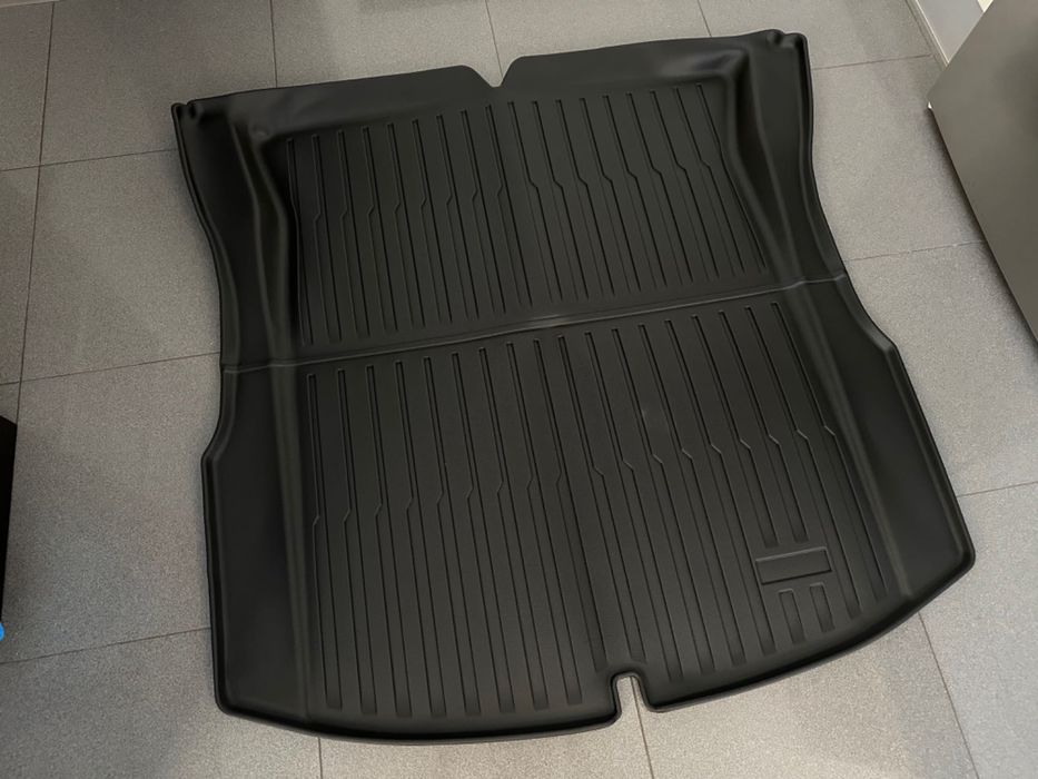 Conjunto 3 Tapetes Borracha TPE All Weather Tesla Model 3 Highland Nov