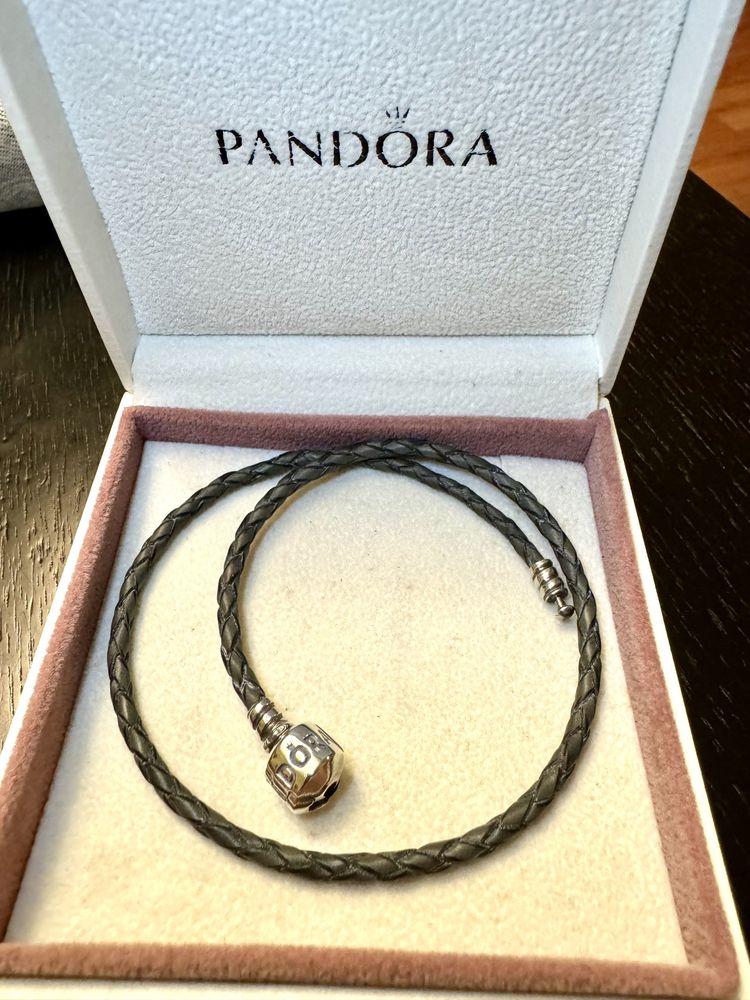 Pulseira de couro dupla Pandora Moments