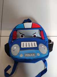 Plecak dziecięcy, policja