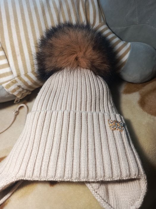Шапка для дівчинки зимо