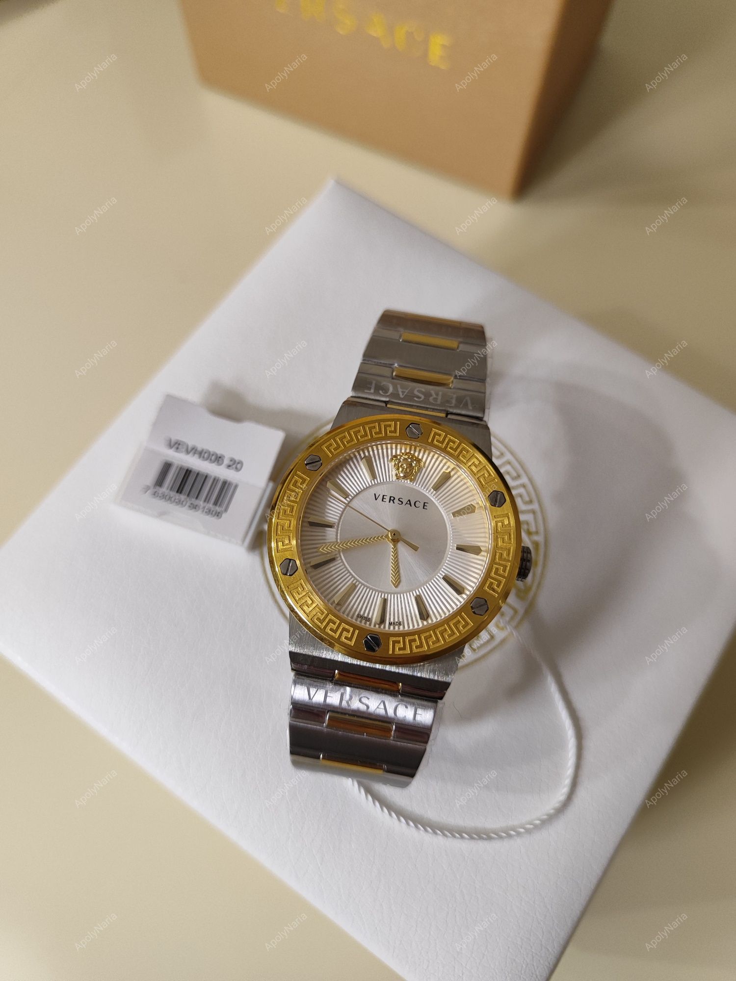 Годинник Versace VEVH00620 Часы Версаче