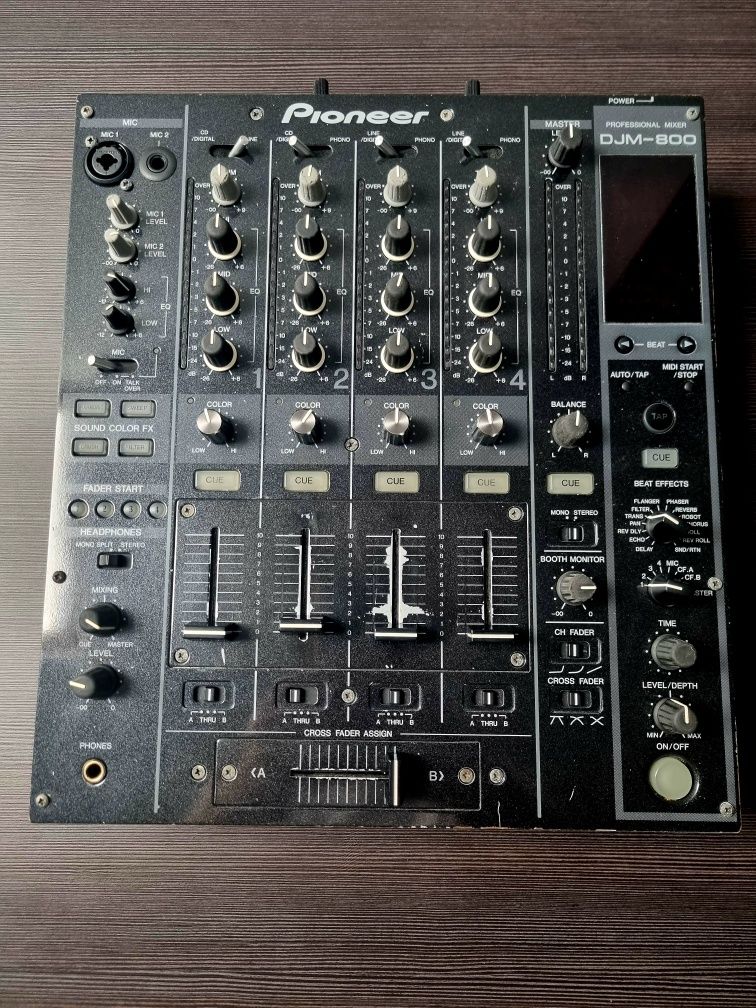 DJM 800 Pioneer .