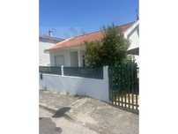 Excelente Moradia, Casal Cambra, T3, Quintal 100m2!