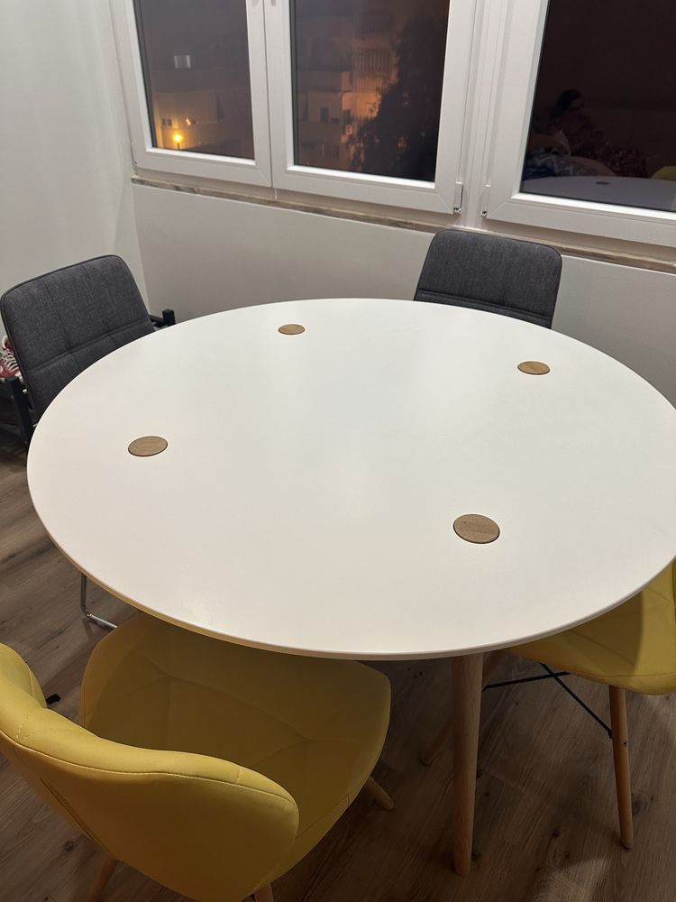 Mesa Ikea redonda