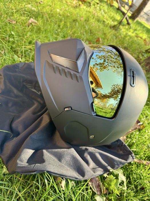 Шолом, шлем scorpion