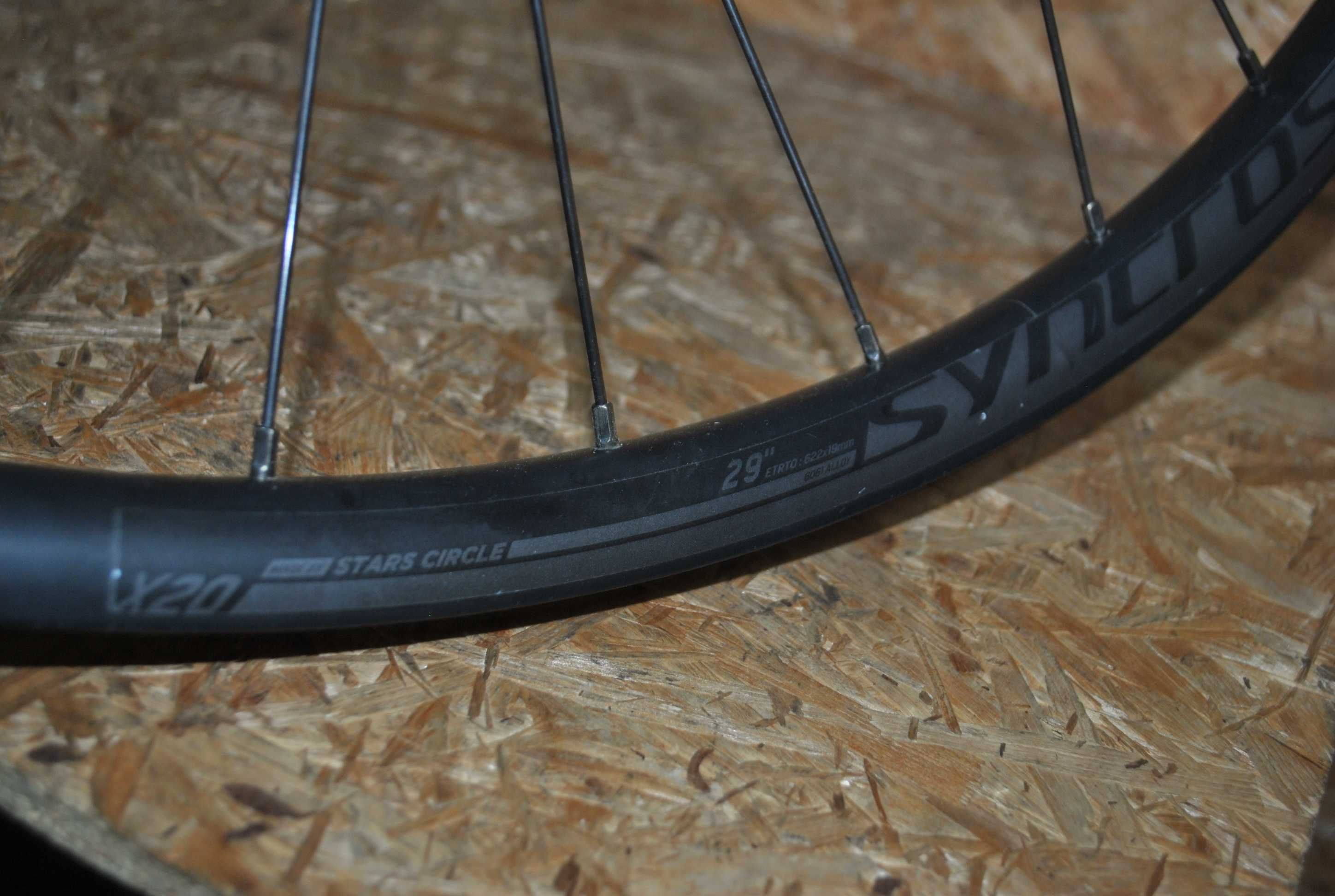 Boost 12x148 koło Tył Syncros X20 szosa gravel 622x19 microspline