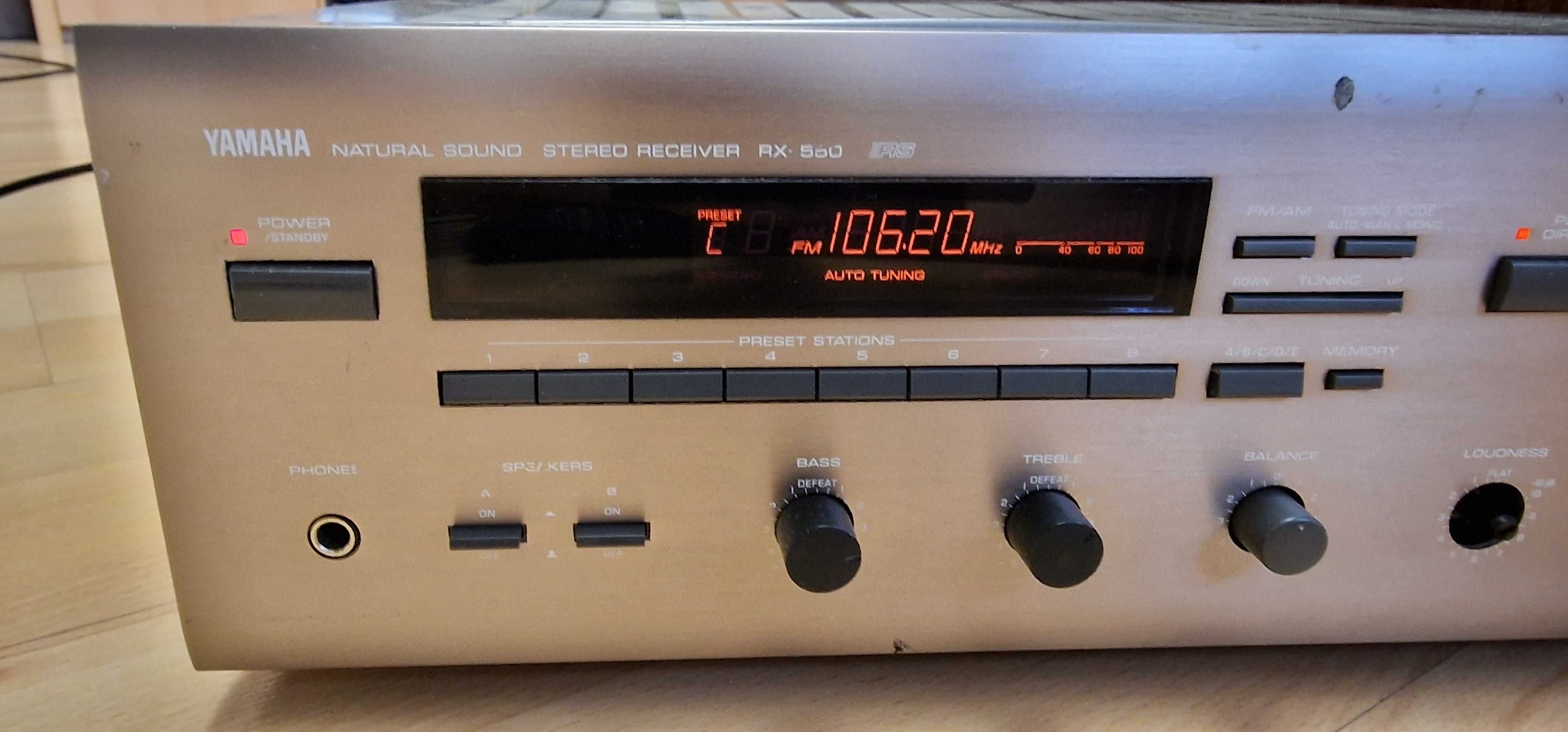 Yamaha RX-550 amplituner stereo