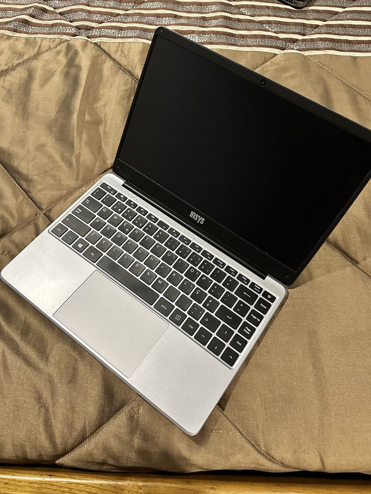 Portátil Insys 8gb Ram 256gb Armazenamento